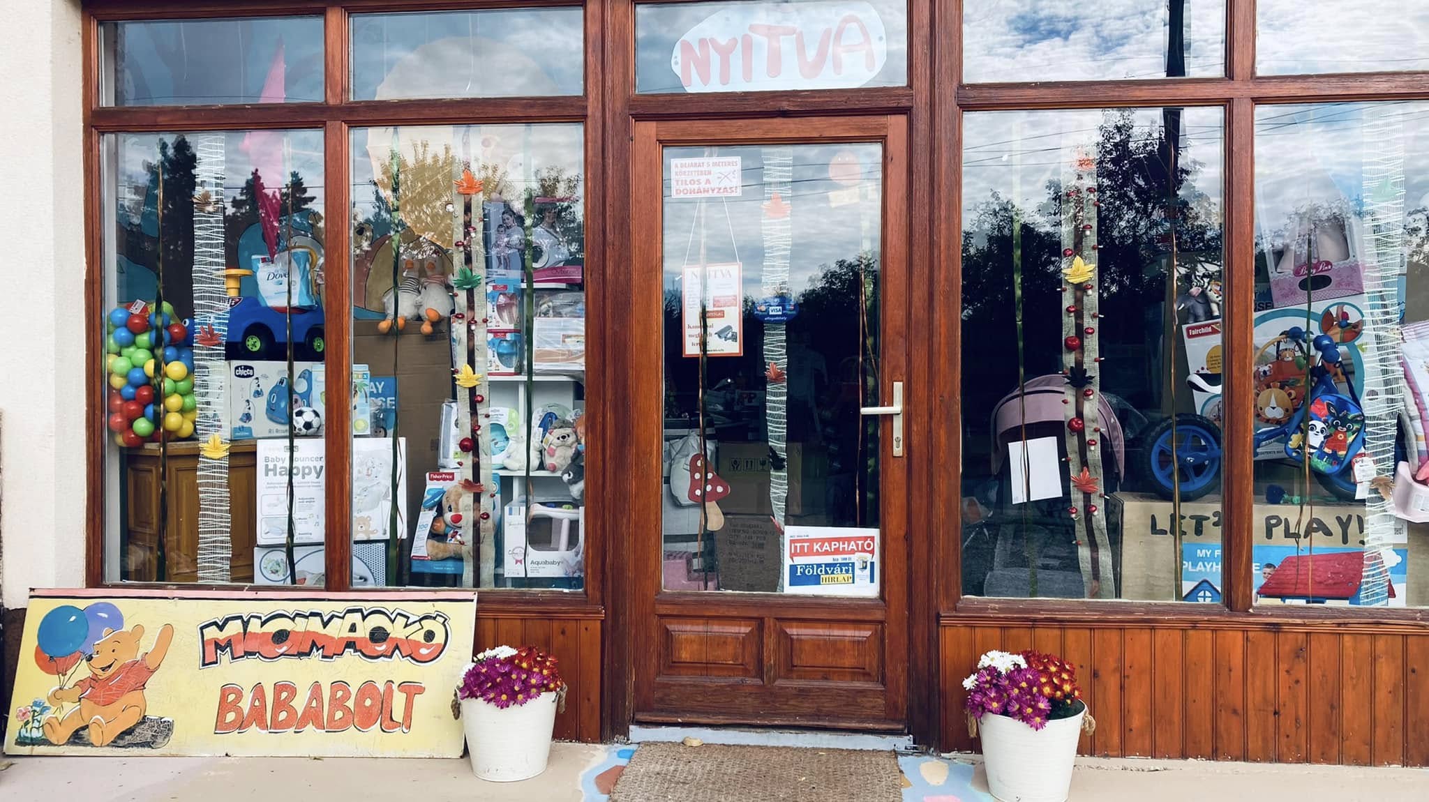 Micimackó Bababolt kirakat – kép 1